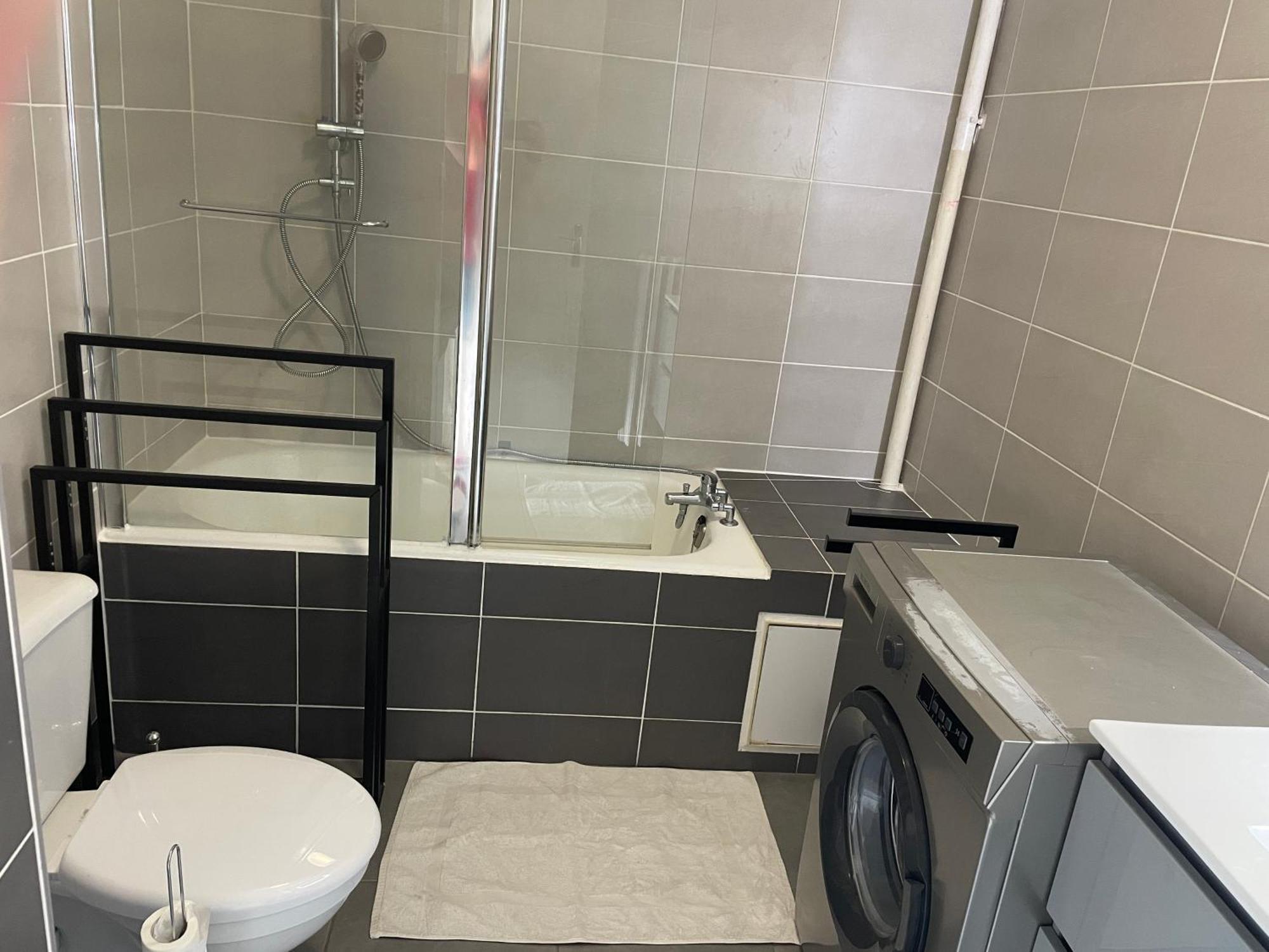 T2 Balcon Parking Climatise Apartment Алби Екстериор снимка